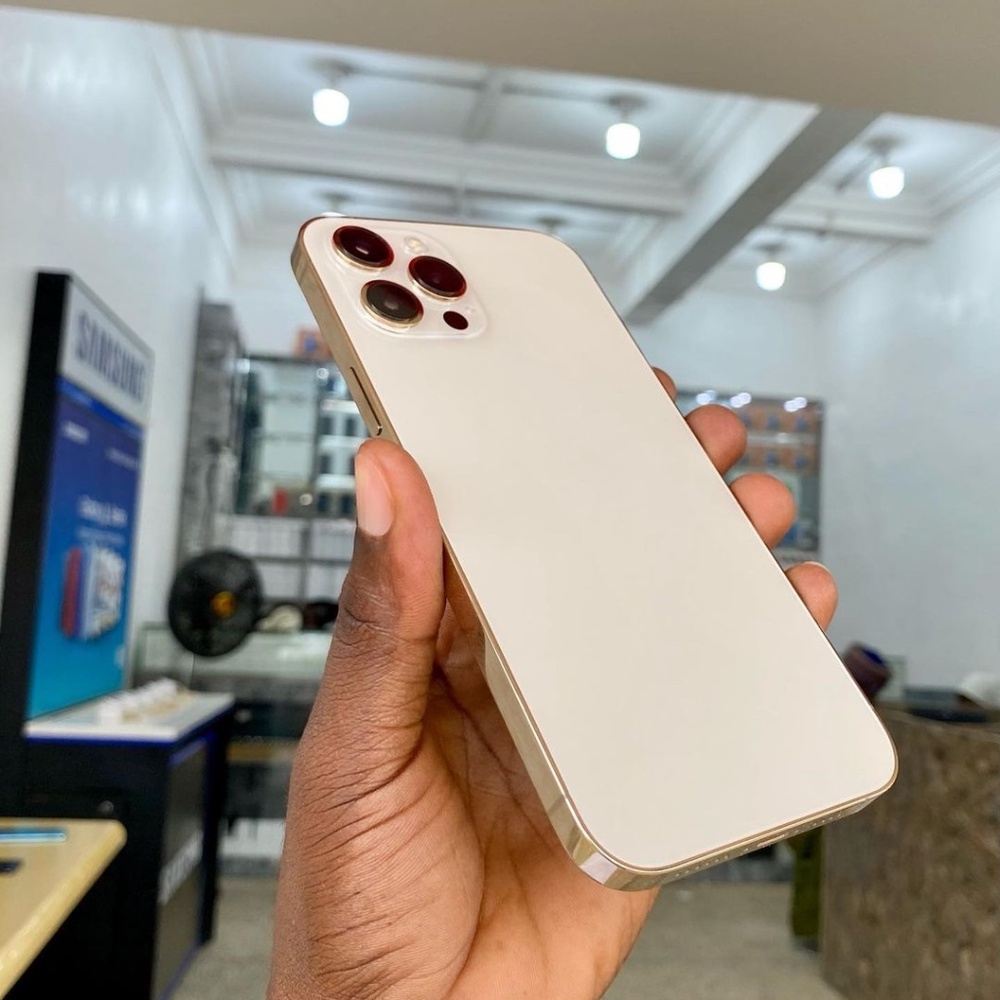 iPhone 12 Pro Max